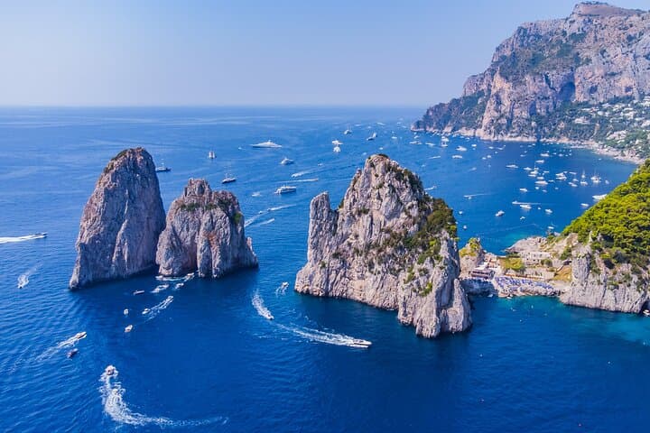 Capri Day Tour with a Local Guide - Hidden Gems & Stunning Views — photo 1 of 8