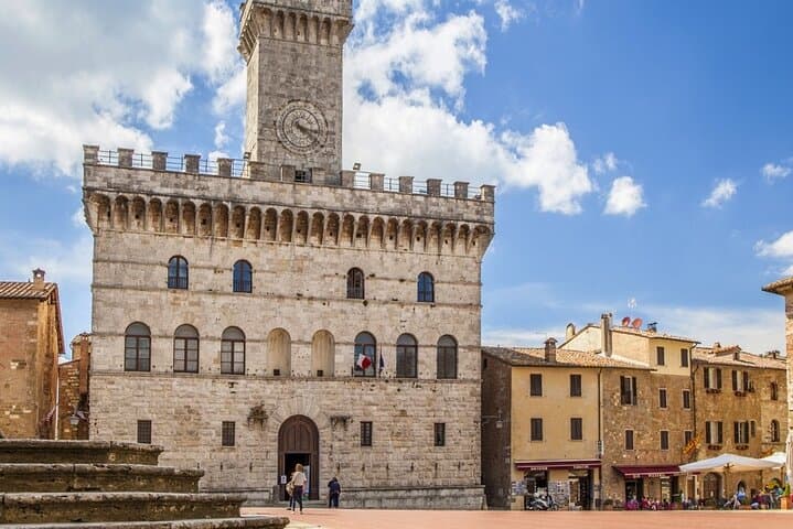 Montepulciano, Pienza, and the Essence of Val d'Orcia — photo 1 of 6