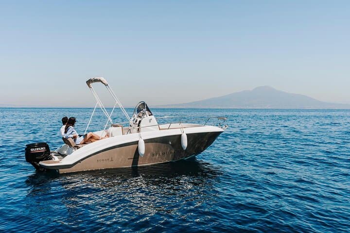 Capri private boat tour — photo 1 of 9