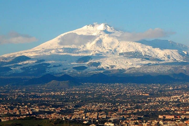 Private excursion to Etna and Taormina — photo 1 of 7