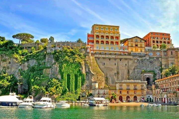 Deluxe Private Tour: Sorrento Coast, Pompeii and Vesuvius — photo 1 of 11