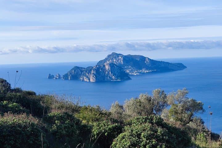 Car Tour admiring Capri and visiting Positano — photo 1 of 28