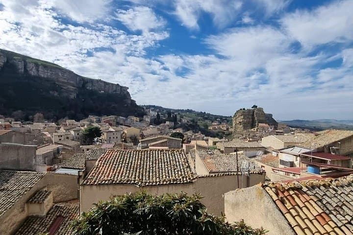 Visit Corleone freely from Palermo with recommended visits — photo 1 of 7