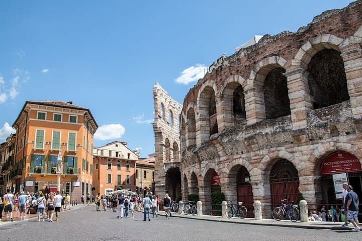 Verona Full Day Trip from Lake Garda — photo 1 of 5