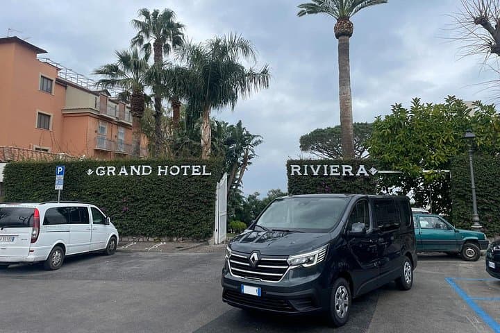 Private transfer from Naples to the Amalfi Coast and Salerno — photo 1 of 17
