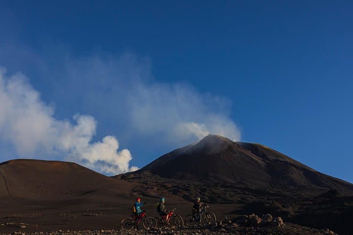 Etna Summit Craters E-bike — photo 1 of 8