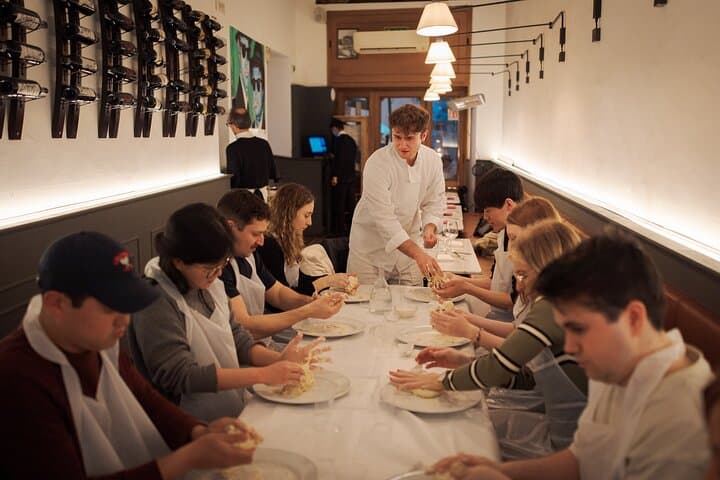 Pizza Cooking Class in Rome - Near Piazza Navona — photo 1 of 30