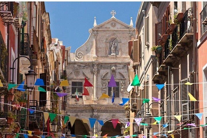 Cagliari : Highlights and Hidden Gems Walking Tour With A guide — photo 1 of 5