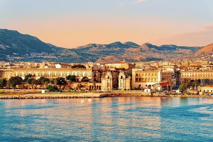 Palermo Must-see Attractions Walking Tour With A Guide — photo 1 of 8