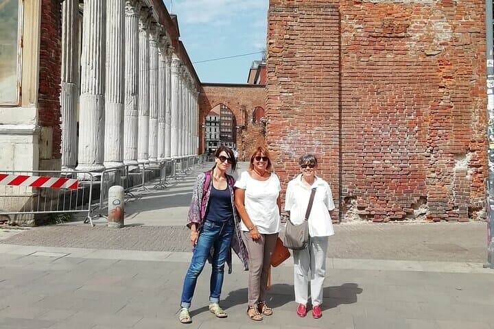 Milan Historic Walking Tour with a Guide — photo 1 of 8