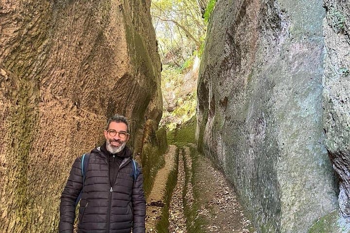Pitigliano in the footstep of the Etruscan: Hike and wine tasting — photo 1 of 22