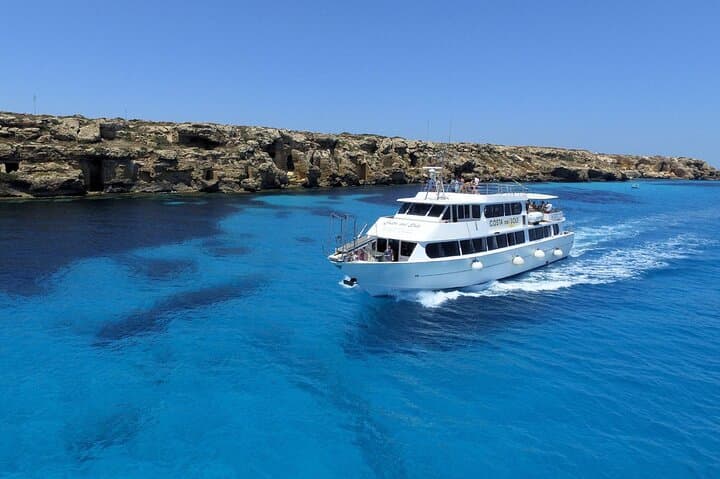 Mini Cruise to Favignana and Levanzo with lunch on board — photo 1 of 23
