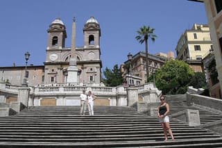 Civitavecchia to Rome: Historical Private Tour with Transport