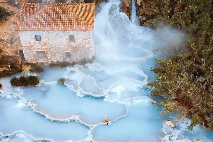 Private transport from Rome to Terme di Saturnia — photo 1 of 8