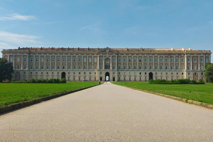 Full Day Private Tour to the Royal Palace of Caserta and Pompeii — photo 1 of 19