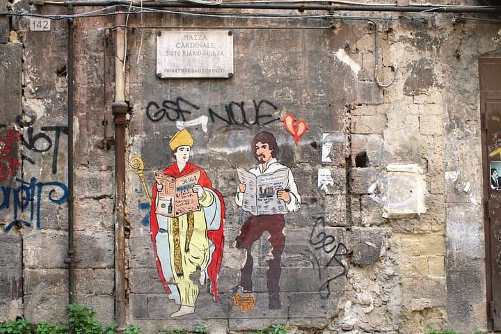 Naples Mythology Treasure Hunt with Food Stop — photo 1 of 6