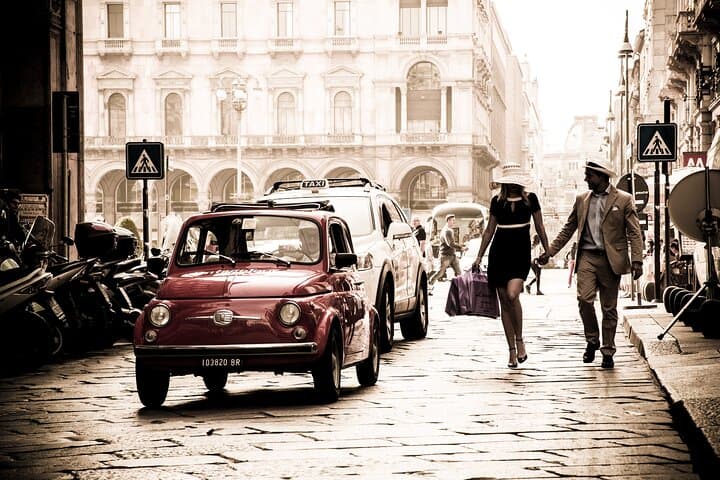 4 hour Dolce Vita Vintage Fiat 500 Grand Tour in Milan — photo 1 of 16