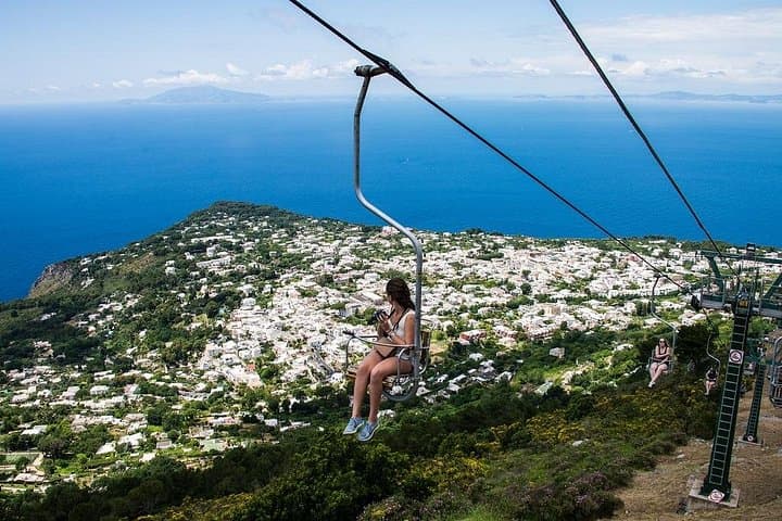 Capri & Anacapri: Guided Tour with Chairlift to Mount Solaro — photo 1 of 6