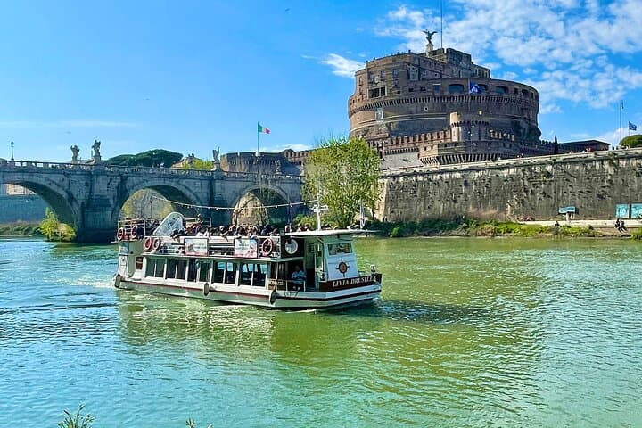 Rome Tiber River Ride and Top Food Tasting with Wine Pairing — photo 1 of 23