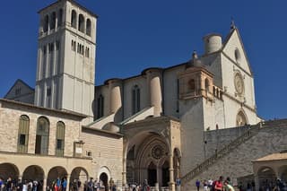 Basilica Saint Francis of Assisi 1 hour tour