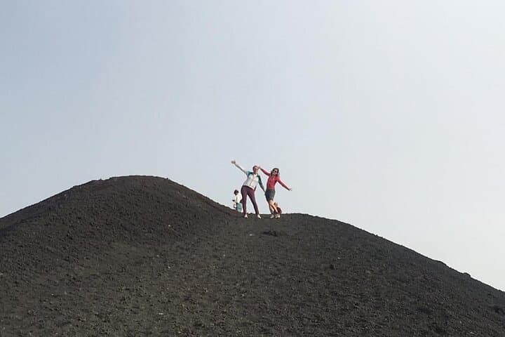Sunrise experience on Mount Etna - Guided Trekking and Jeep — photo 1 of 7