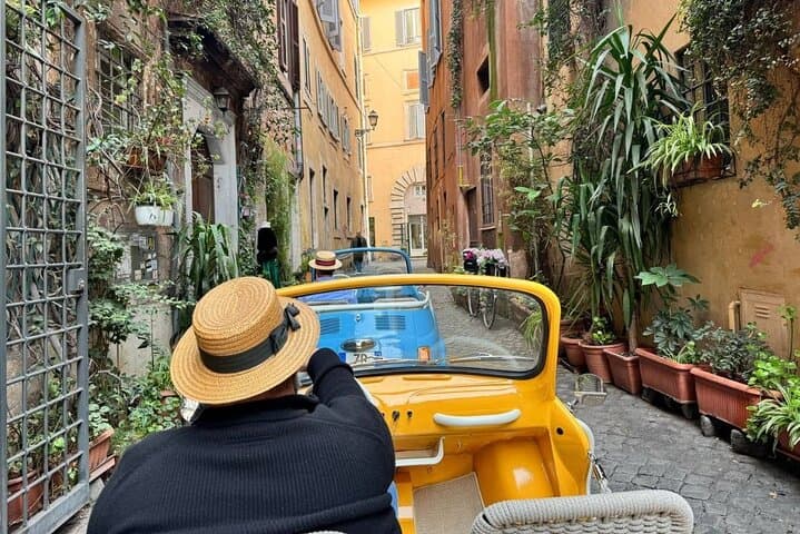 3-Hours Vintage Electric Private Driving Tour of Rome — photo 1 of 18