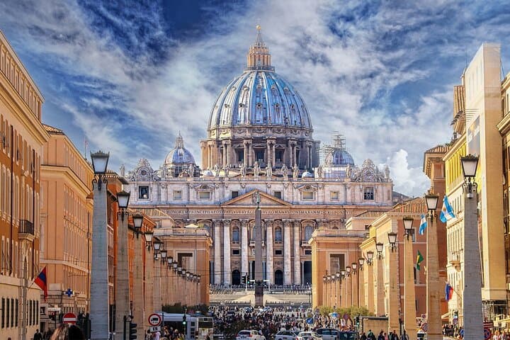 Rome's Best :Vatican Museum, Sistine Chapel & Basilica Optional — photo 1 of 21
