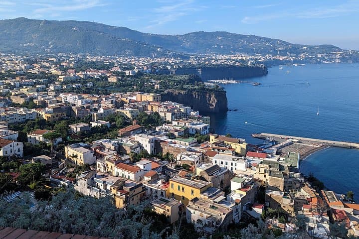 Sorrento: Private transfer from Naples airport/train station — photo 1 of 7