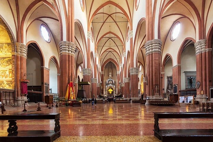 Bologna Walking Tour with Audio and Written Guide — photo 1 of 12