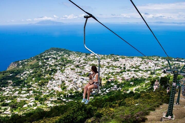 Tour of Capri and Anacapri with chairlift — photo 1 of 6