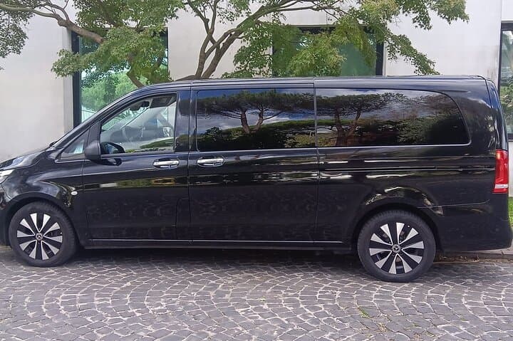 Private Transfer From Sorrento to Naples — photo 1 of 23