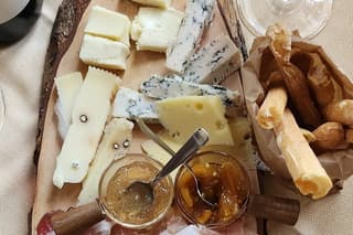Lake Garda: tasting of typical products with dinner