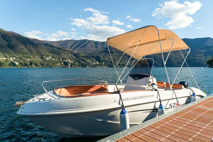 Boat rental without license on Lake Como — photo 1 of 5
