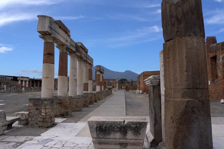 Pompeii: guided tour of the ruins and cooking class fresh pasta — photo 1 of 16