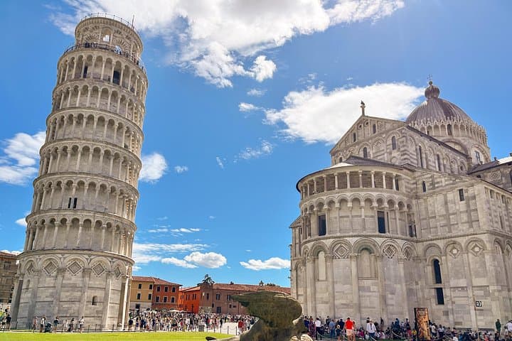 VIP Full-Day Private Pisa and Lucca Tour from Montecatini — photo 1 of 15