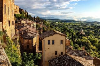 Rome to Montepulciano with Wine Tasting + Stop at Orvieto