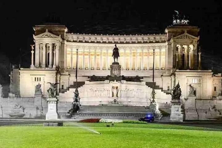 Rome Evening Tour with Private Driver and guide with Dinner — photo 1 of 10