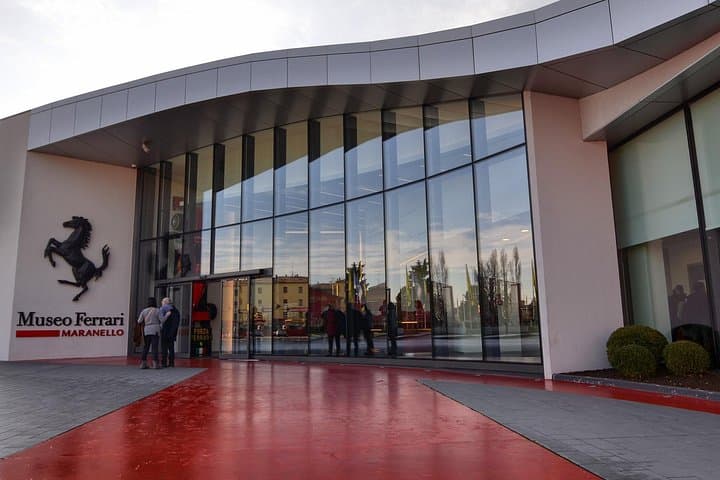 Private Tour Ferrari Lamborghini Pagani Factories from Bologna — photo 1 of 7