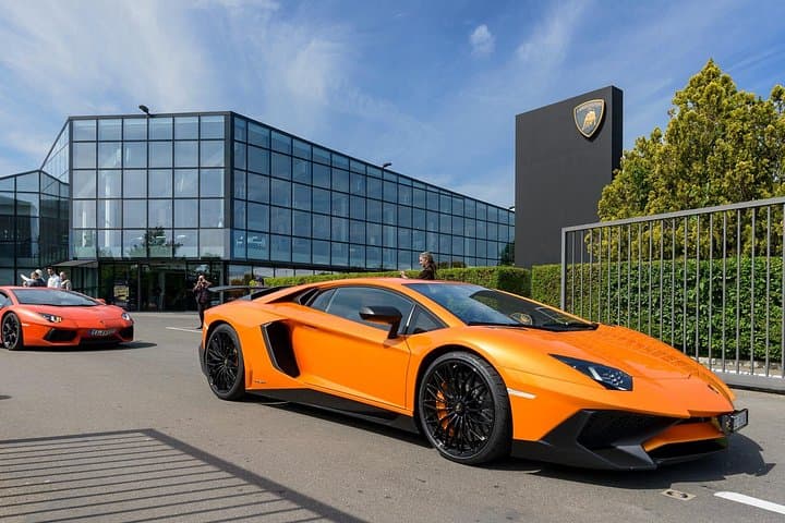 Private Tour Ferrari Lamborghini Factories from Ravenna Port — photo 1 of 8
