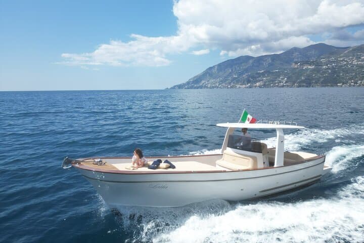Private Boat Tour Along the Amalfi Coast — photo 1 of 13