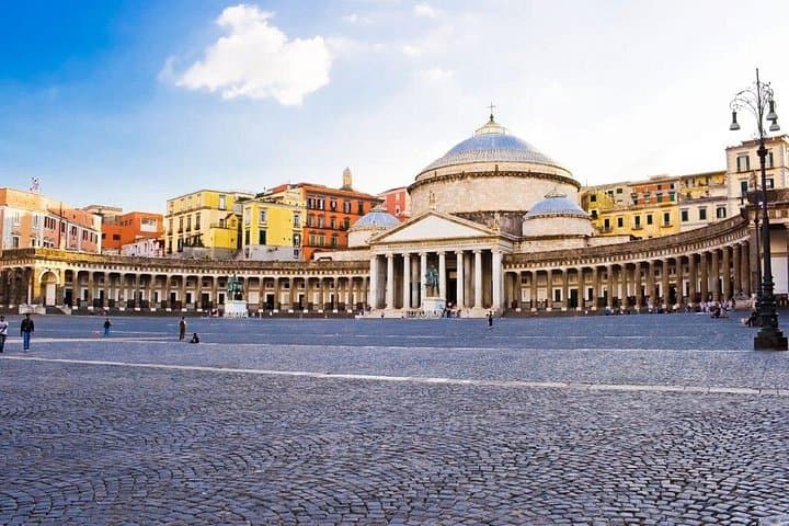 Private Tour: the Heart of Naples, Driver & Guide from Sorrento — photo 1 of 8