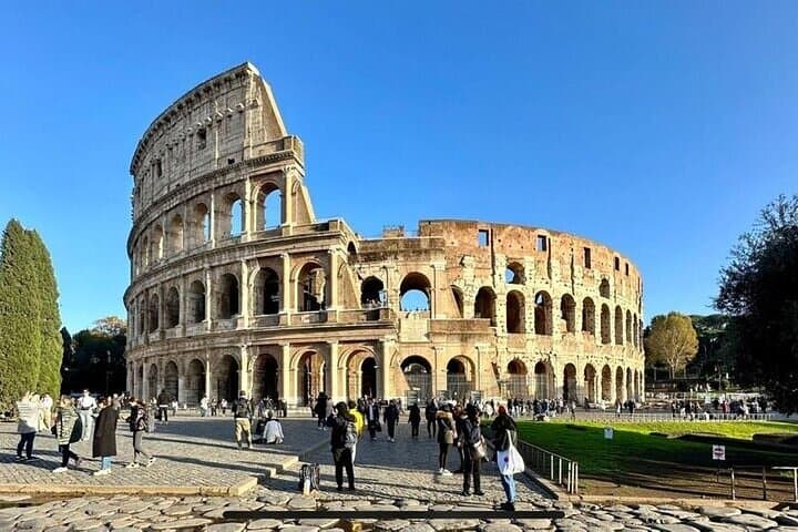 Colosseum, Roman Forum & Palatine Hill Access with Audio Guide — photo 1 of 11