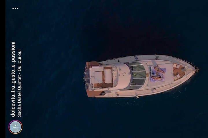 Capri Private tour in Azimut 43 with professional Chef — photo 1 of 12