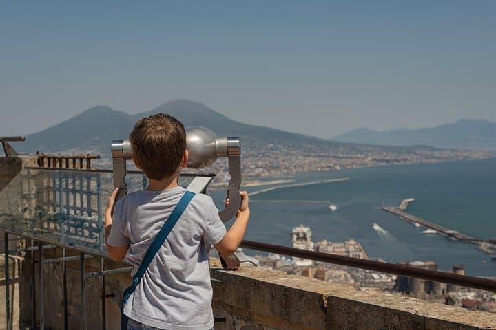 Kid-Friendly Fun Sightseeing Tour of Naples with Special Guide — photo 1 of 7