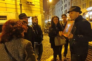 Tasty Jewish Ghetto Private Food and Sightseeing Tour in Rome