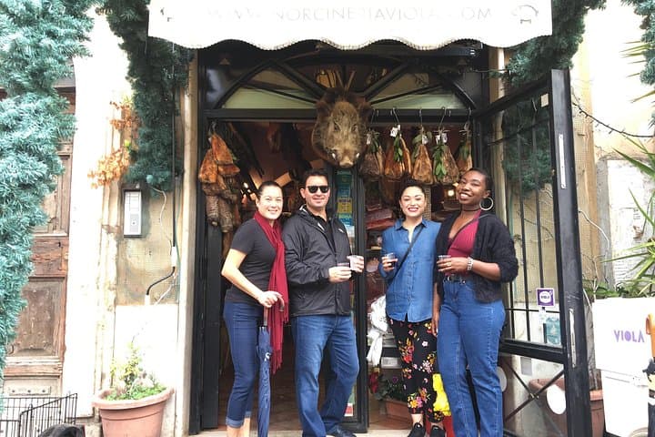 Rome Private Food Tour by Campo de Fiori and Trevi Fountain — photo 1 of 13