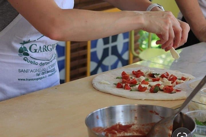 Sorrento tour, pizza school, extra virgin olive oil tasting — photo 1 of 25