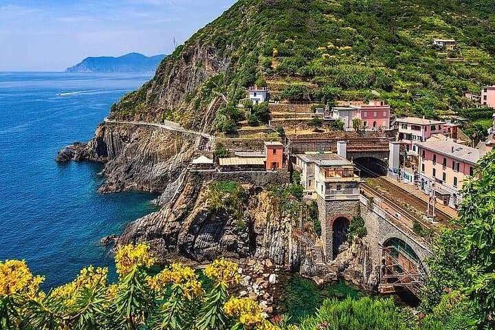 Cinque Terre Small-Group Day Trip from Florence: 4 Villages — photo 1 of 7