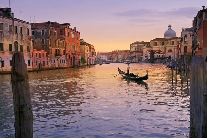 Magnificent Morning in Venice - Walking Tour and Gondola + Ebook — photo 1 of 20