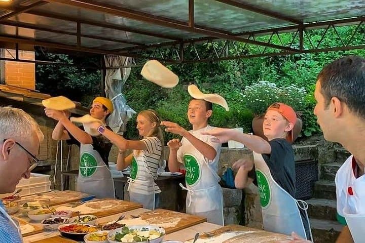 Private Pizza And Gelato cooking class in Florence — photo 1 of 11